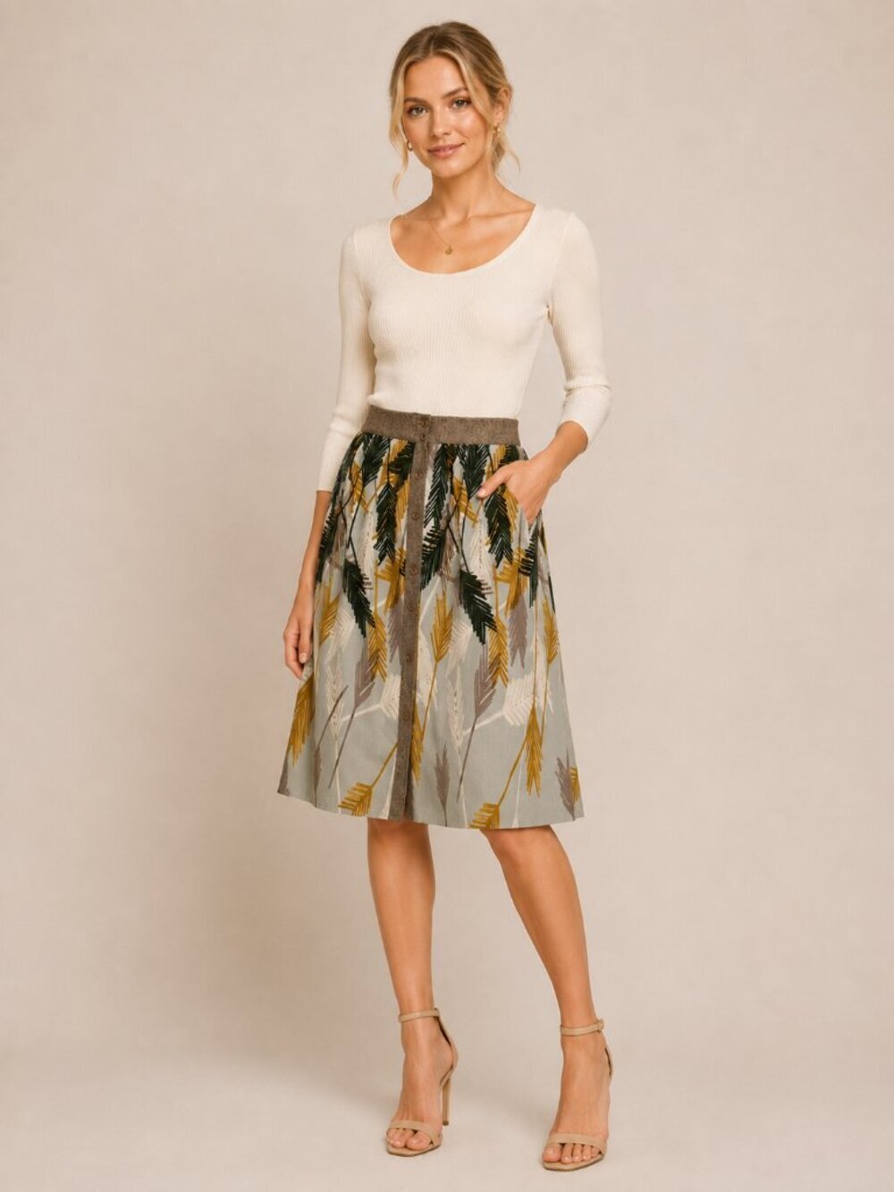 Anthropologie Edme & Esyllte Feather Vintage Look Skirt size 4